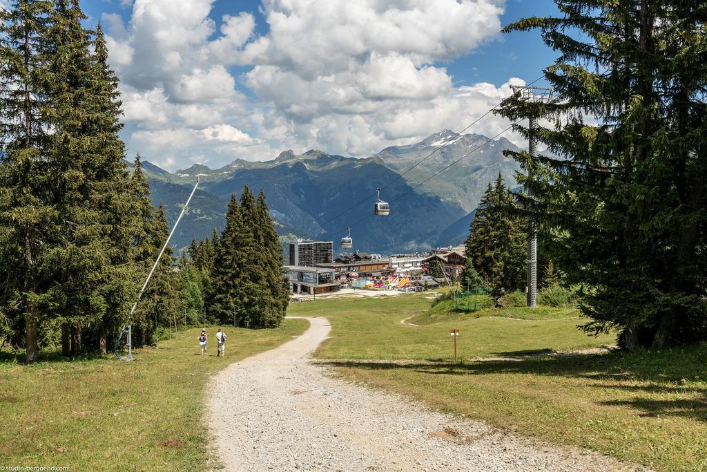 Residence Pierre & Vacances Les Ecrins クールシュヴェル エクステリア 写真